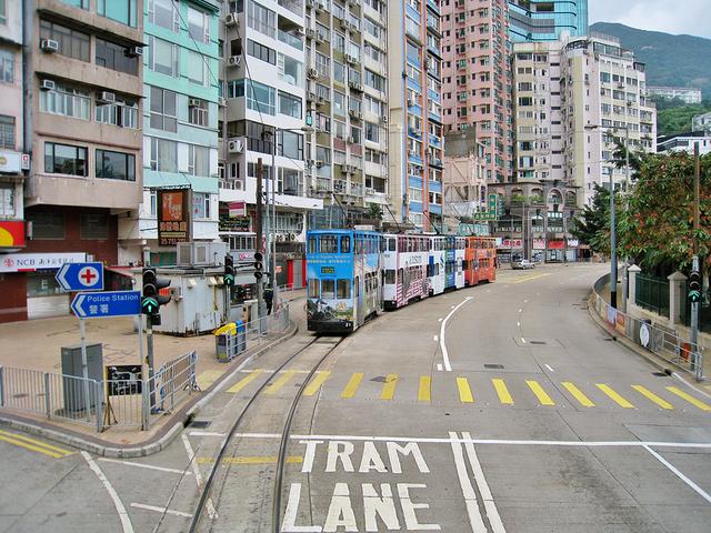 香港跑马地,香港跑马地的历史背景与精细解析评估，GT13.20.82的启示,迅捷解答方案实施_游戏版34.35.75